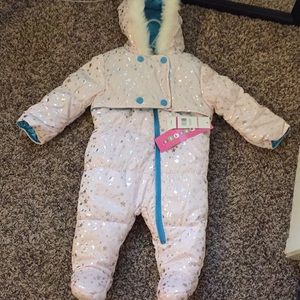 Baby girls adorable snow suit NWT price orig 85.00